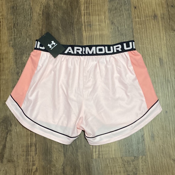 Womens Under Armour Shorts - Picture 2 of 10